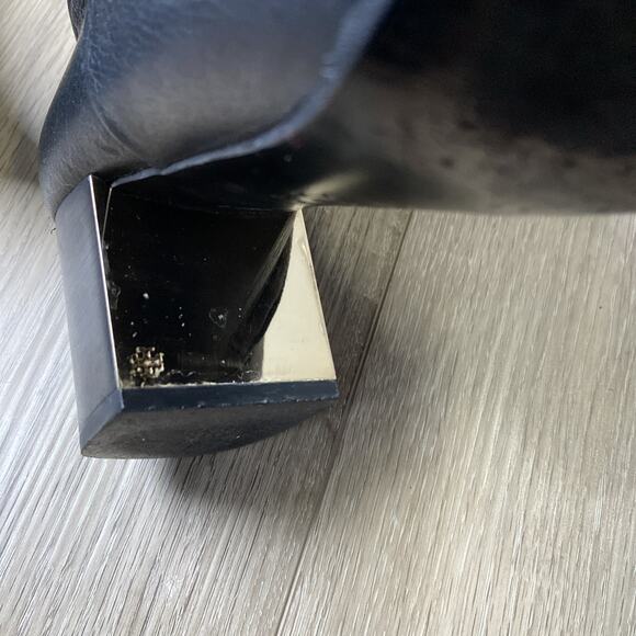 Tory Burch Cleveland Ankle Bootie Women Sz 8.5 Black Leather Block Heel Gold - Picture 9 of 12